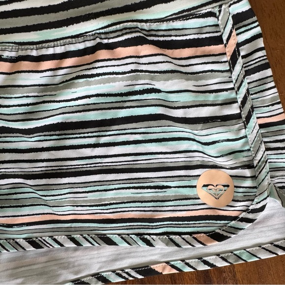 Roxy Striped Women's Swim Board Shorts Size Small - Picture 3 of 5